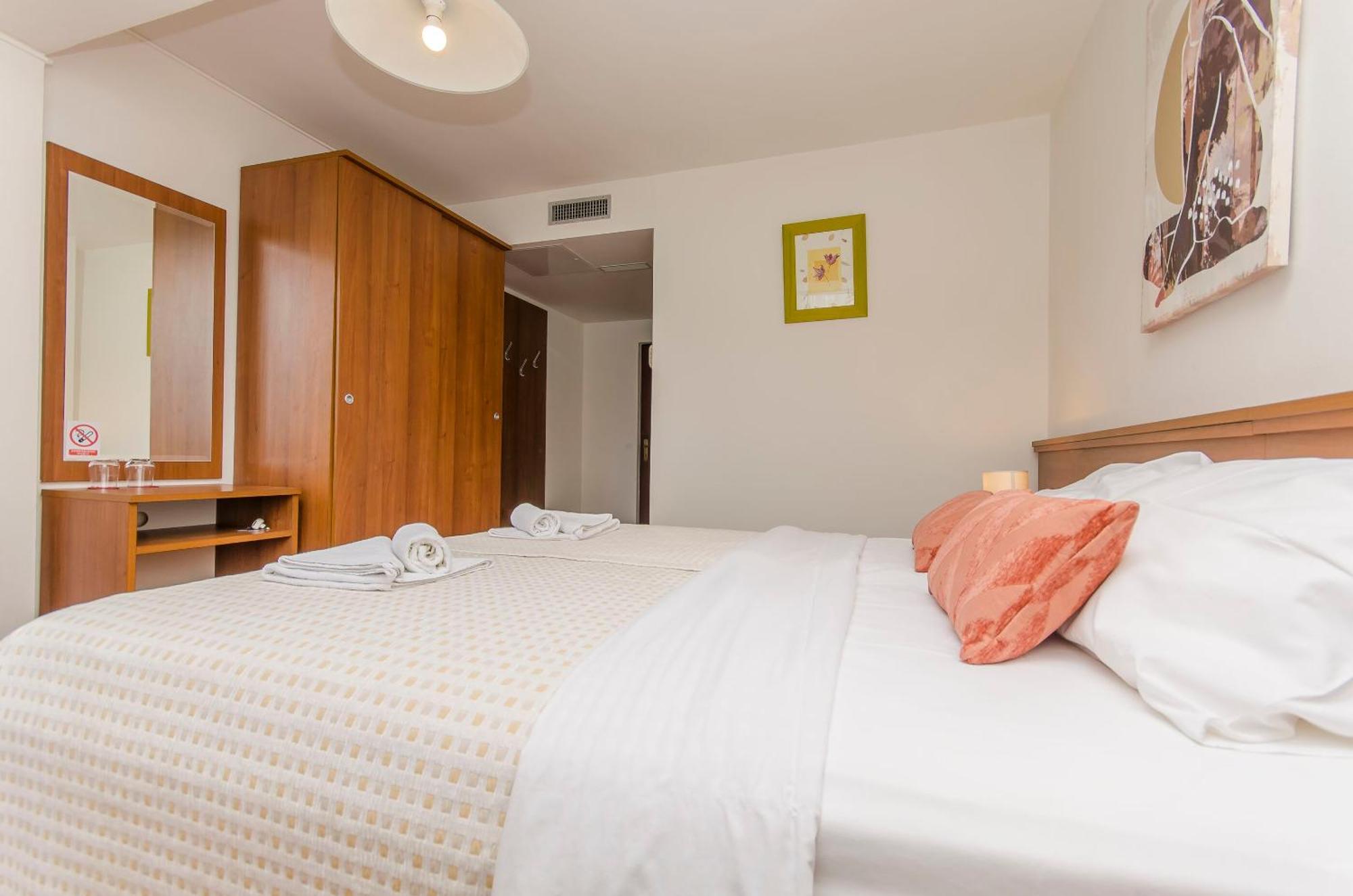 House Hotel Plava Laguna ทิสโน ภายนอก รูปภาพ