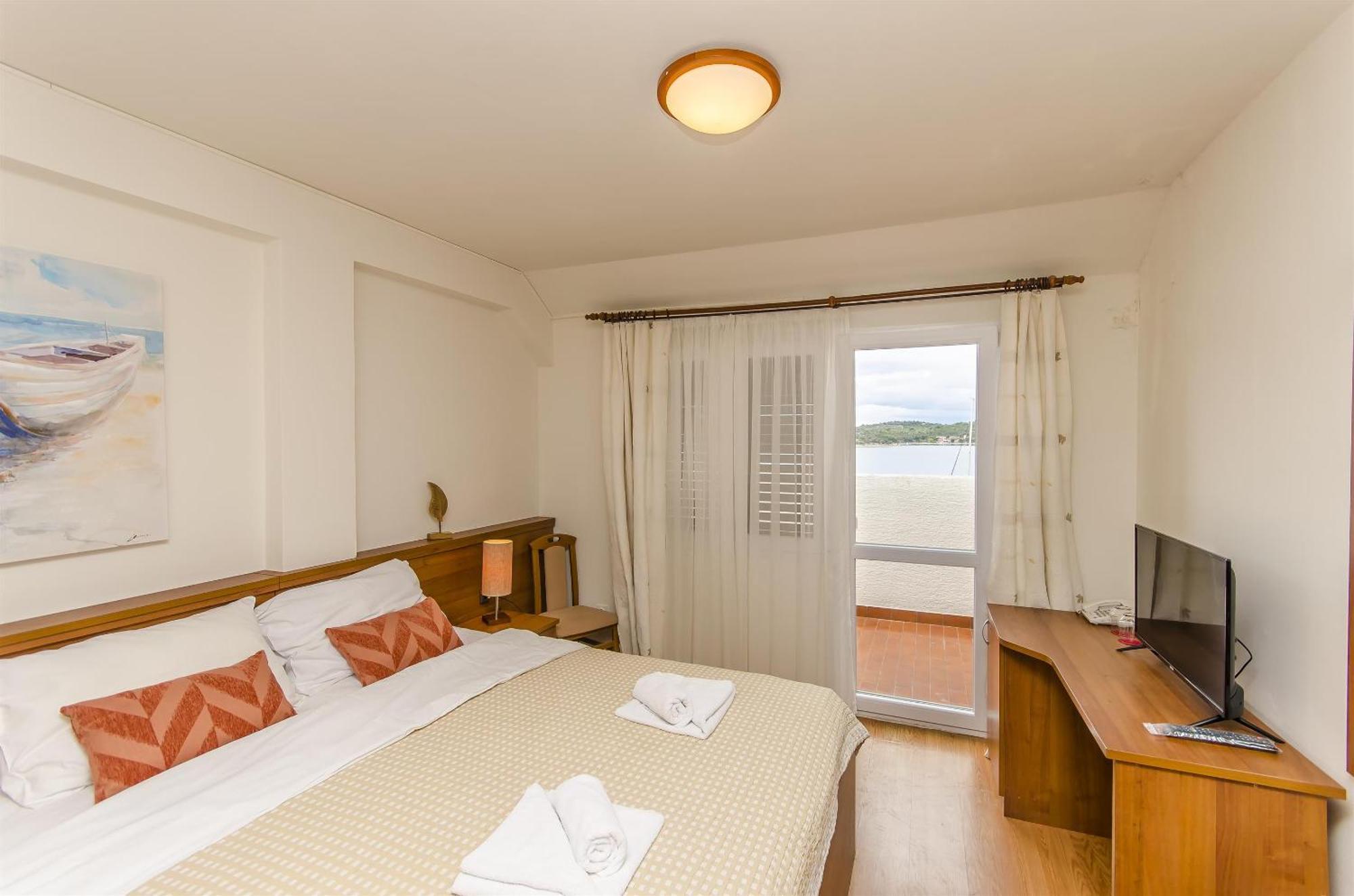 House Hotel Plava Laguna ทิสโน ภายนอก รูปภาพ
