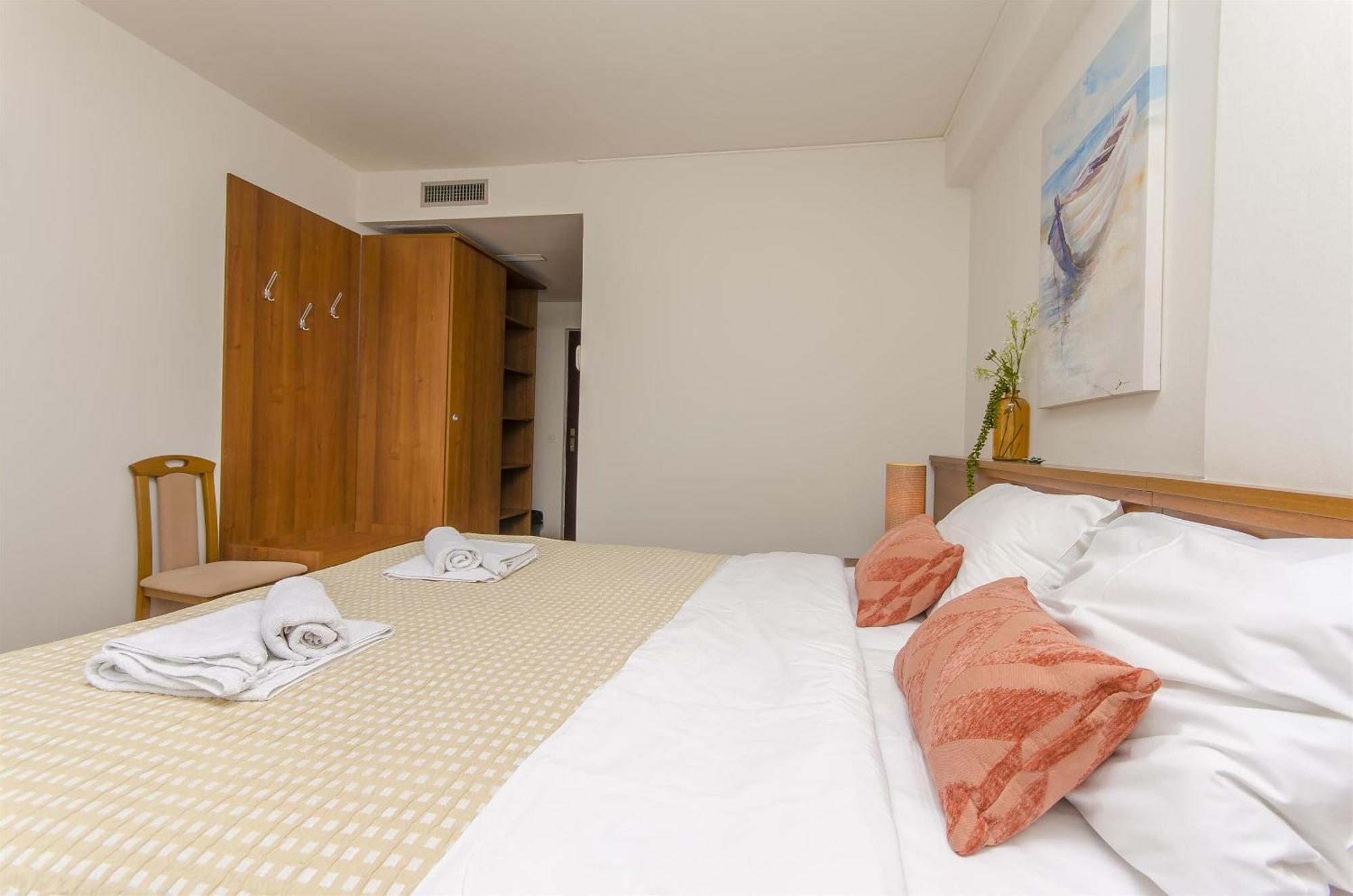 House Hotel Plava Laguna ทิสโน ภายนอก รูปภาพ