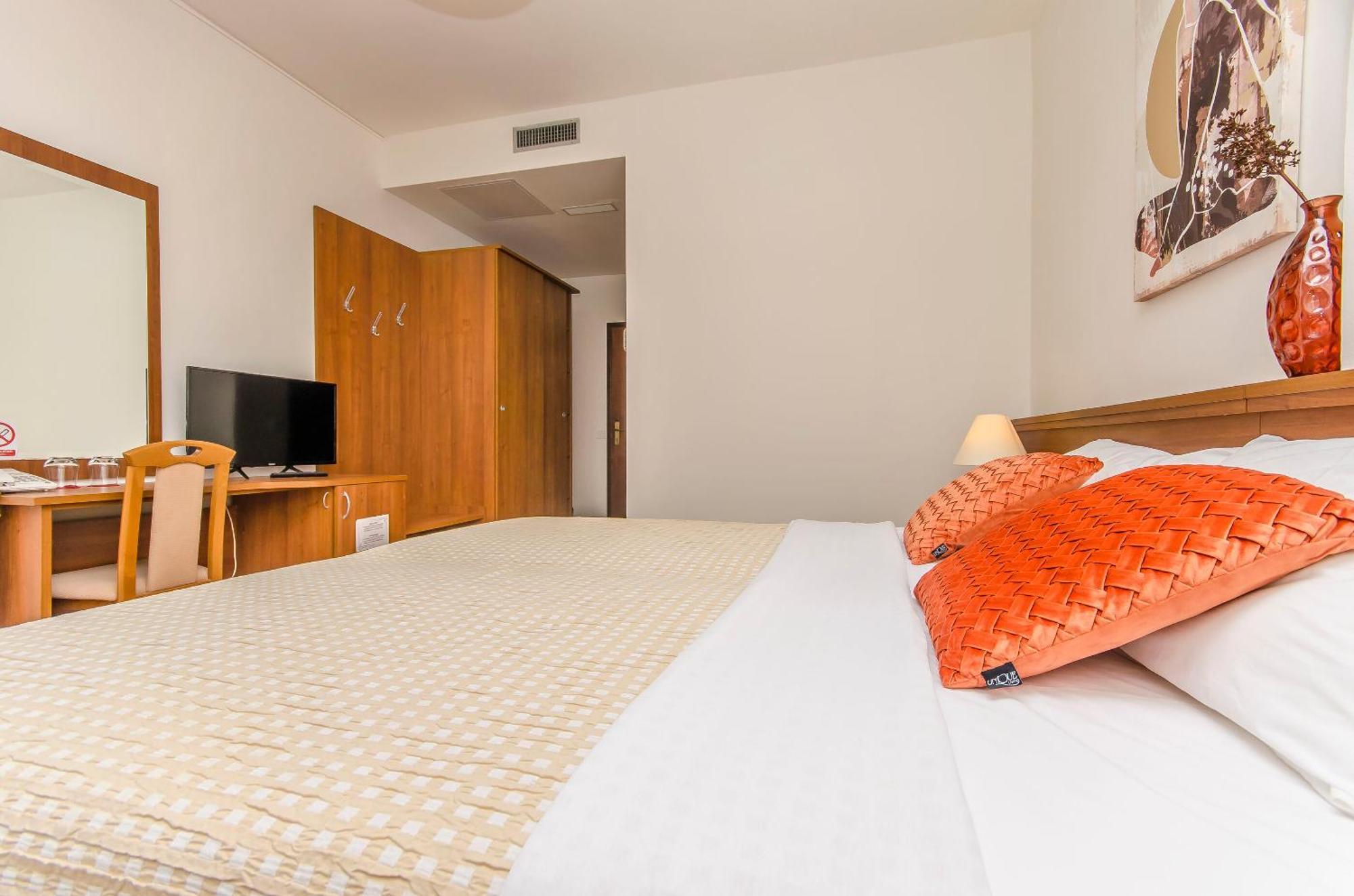House Hotel Plava Laguna ทิสโน ภายนอก รูปภาพ
