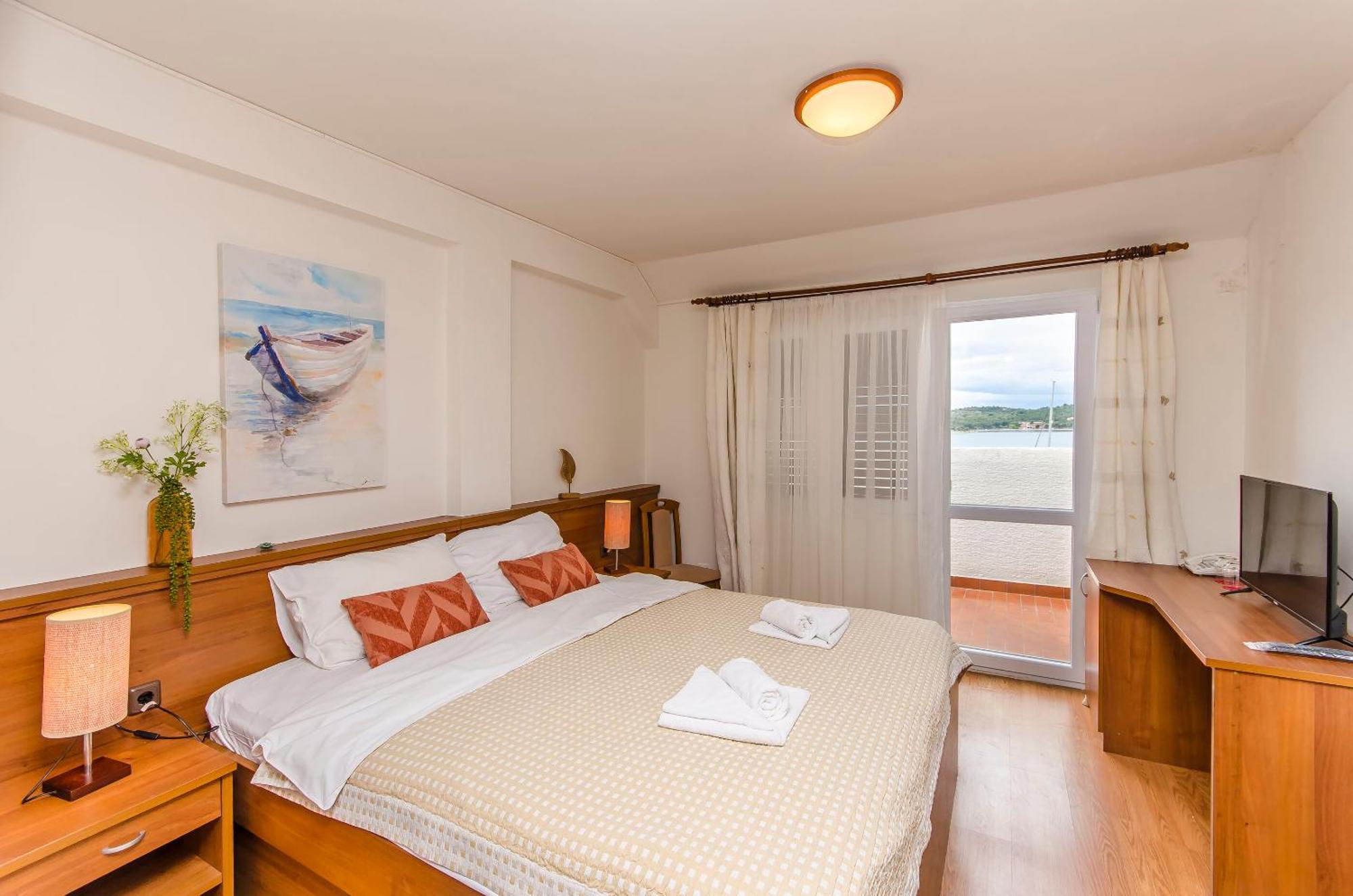 House Hotel Plava Laguna ทิสโน ภายนอก รูปภาพ
